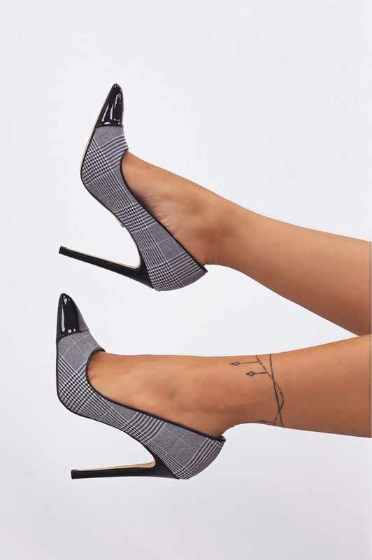 Pied de poule pumps with mixed checks, contrasting toe and heel