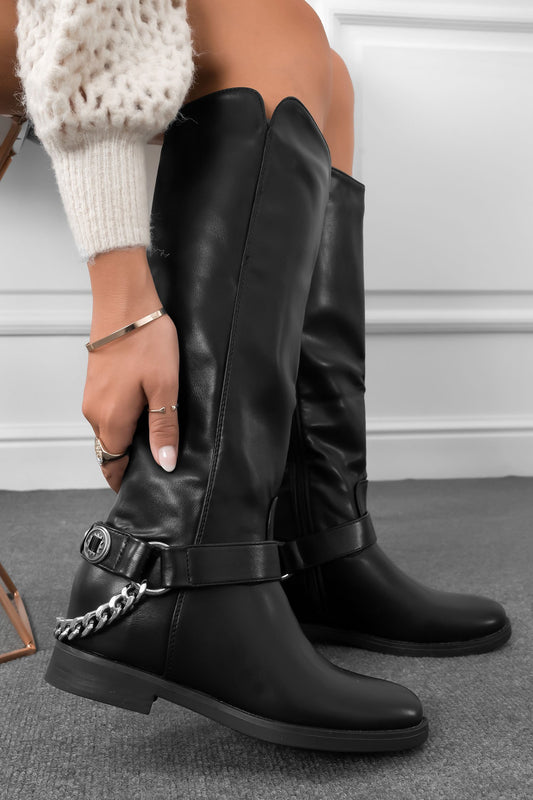 ADDIE - Black faux leather boots with chain