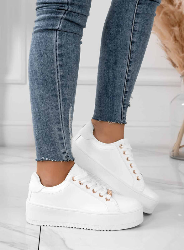 CARRY - White sneakers with gold trim