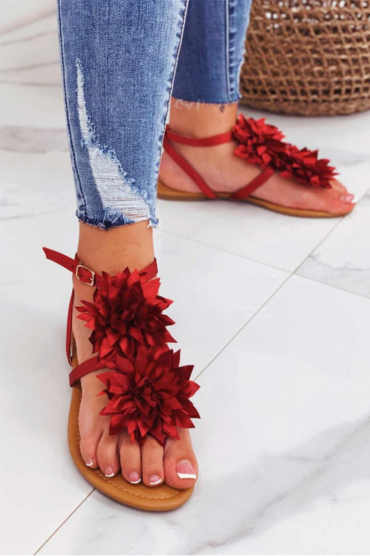 CONNIE - Red satin thong sandals with applied flower