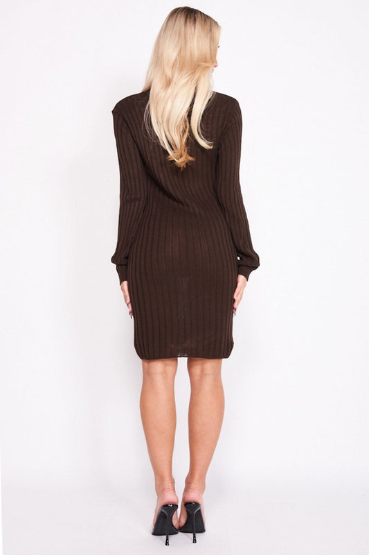 Brown elastic dress with high collar