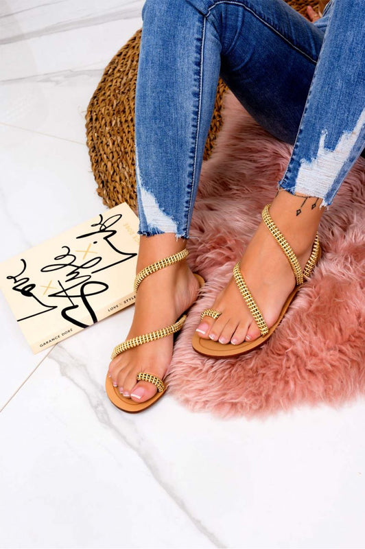 Sandali infradito bassi camel con applicazioni in oro