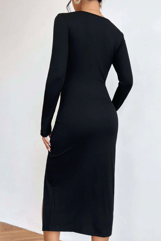 Black ribbed dress with side slit