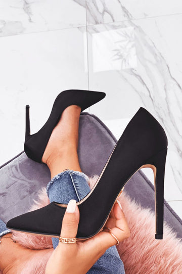 Black satin high-heeled pumps
