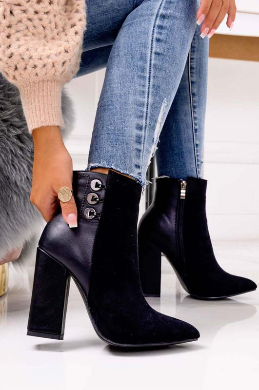 Botines negros de ante con parte trasera de piel sintética Silvia Gala