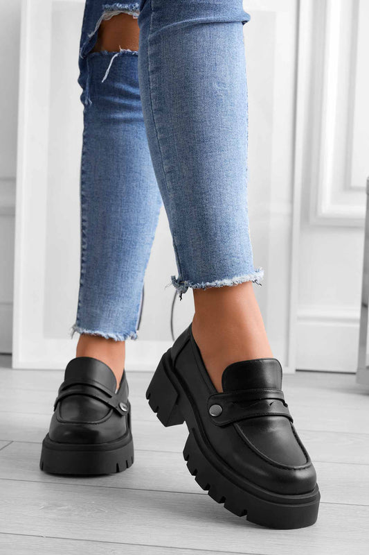 Mocasines plataforma negros Alexoo con accesorios intercambiables