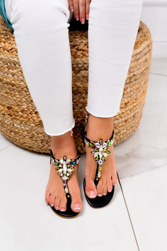 Sandales tongs bijoux noirs à talon bas