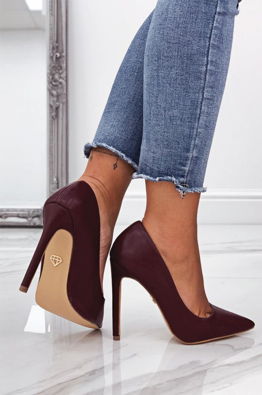Bordeaux faux leather pumps with high heel