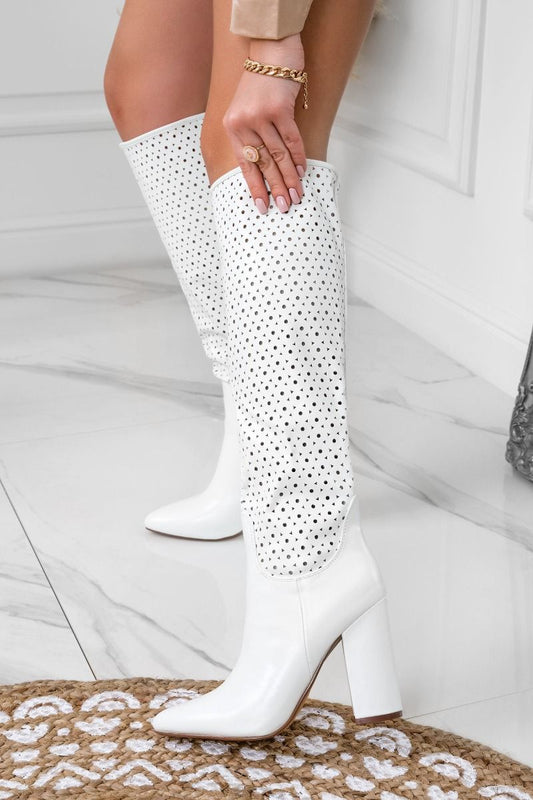 SAHARA - White perforated boots with comfortable heel