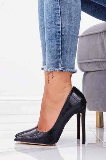 Black faux crocodile leather pumps with high heel