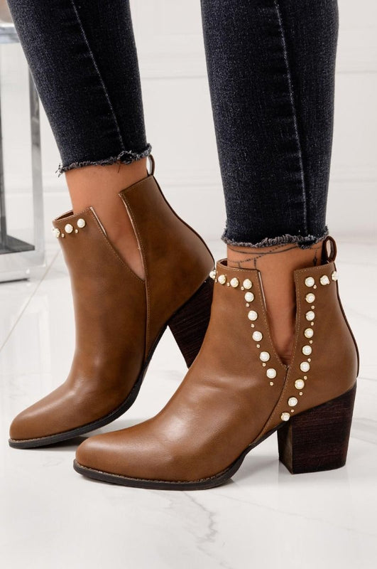 Bottines camel avec perles et talon confortable