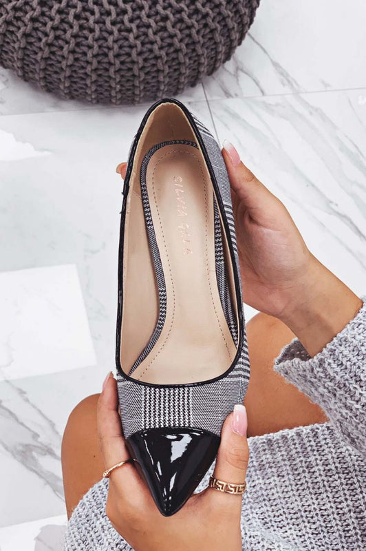 Pied de poule pumps with mixed checks, contrasting toe and heel