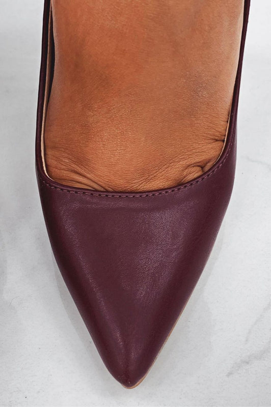 Bordeaux faux leather pumps with high heel