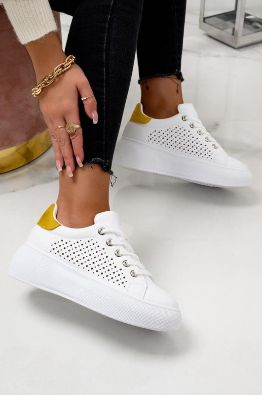 BRIDGET - White sneakers perforated with chunky sole and yellow back