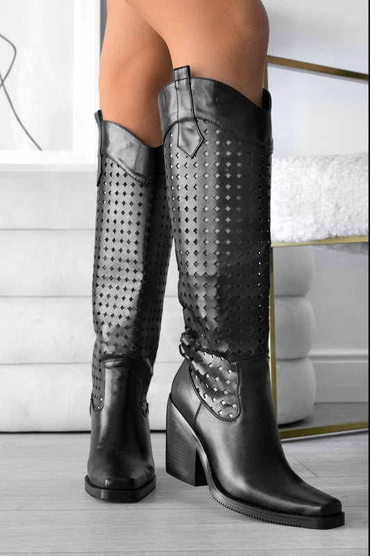 DOMINIQUE - Black perforated boots with comfortable heel