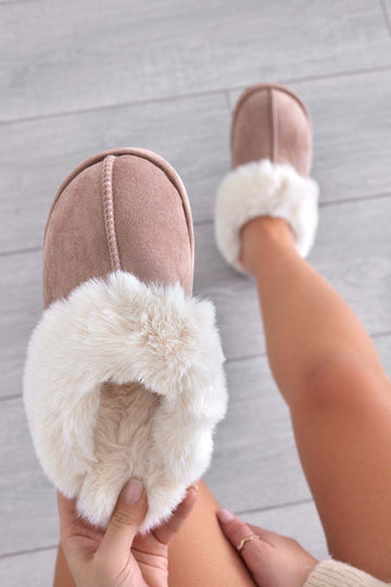 Mud-colored padded slippers with faux fur trim