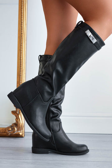 Black boots with internal wedge and buckle
